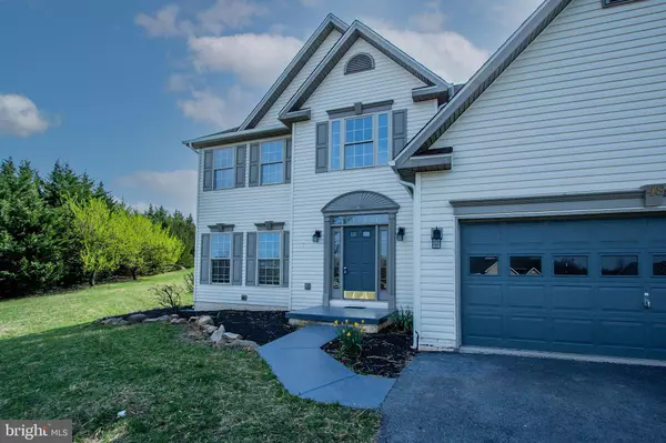 Falling Waters, WV 25419,48 LANSING CT