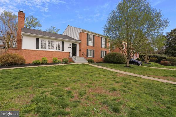 6311 HAVILAND DR, Bethesda, MD 20817