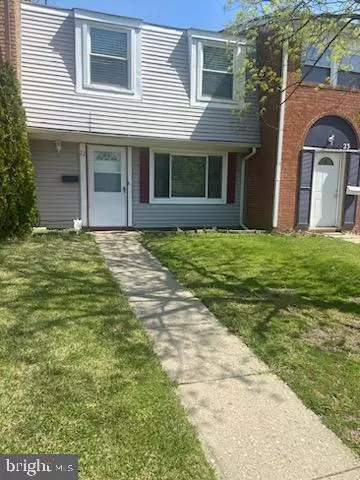 Willingboro, NJ 08046,22 ROXBURN PL