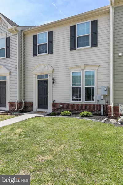 41 MISSISSIPPI PT, Falling Waters, WV 25419