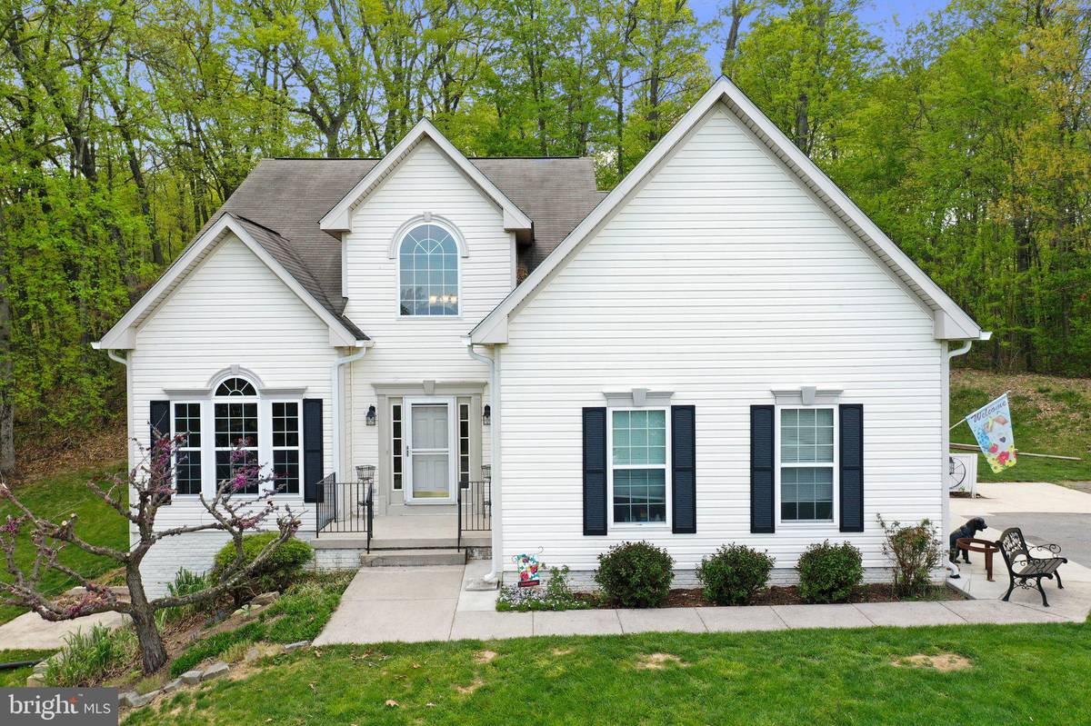 Hedgesville, WV 25427,96 CONESTOGA CT