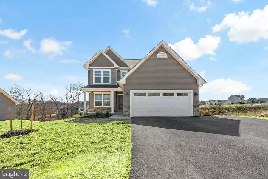 302 TRIFECTA TRL, Martinsburg, WV 25404