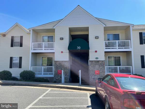 30 WILD OAK LN #201, Stafford, VA 22554