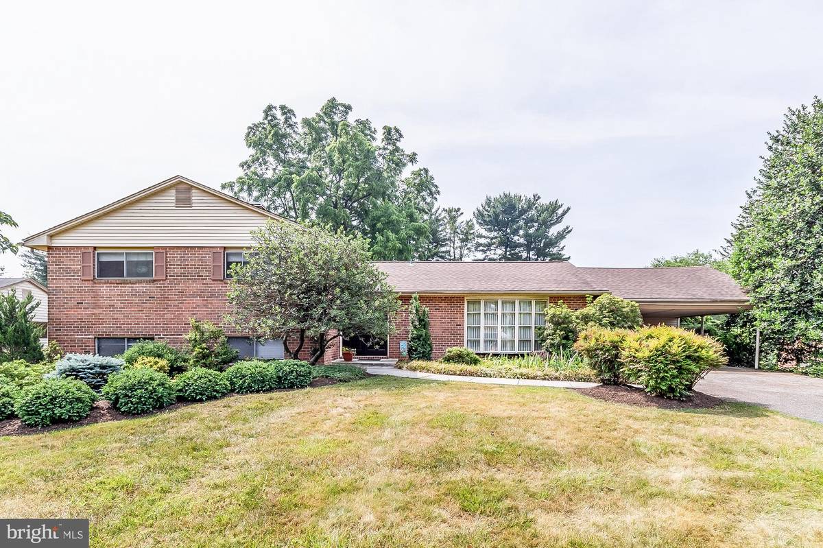 Pikesville, MD 21208,7 OAK HOLLOW CT