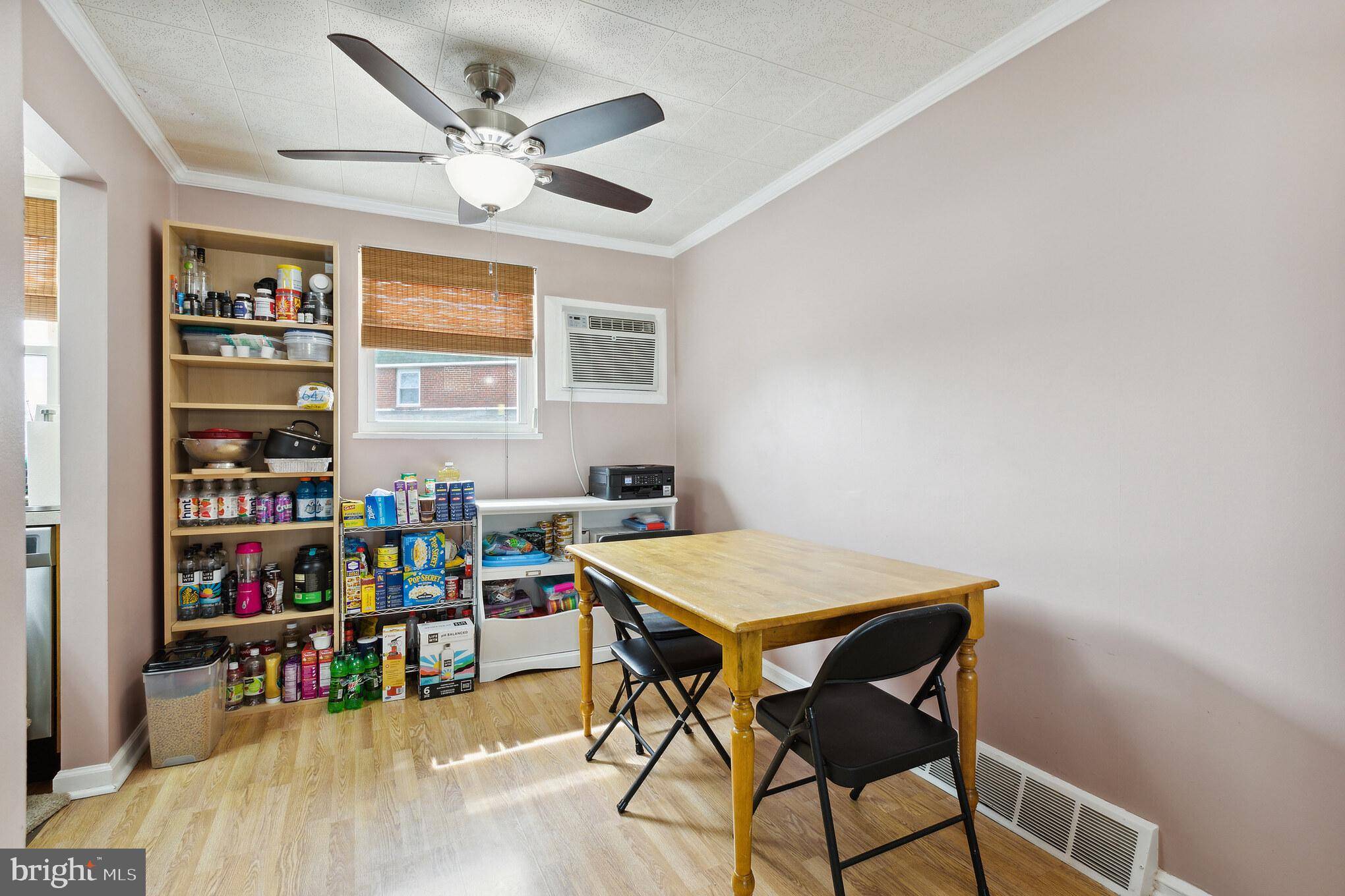 Folcroft, PA 19032,2103 DELMAR DR