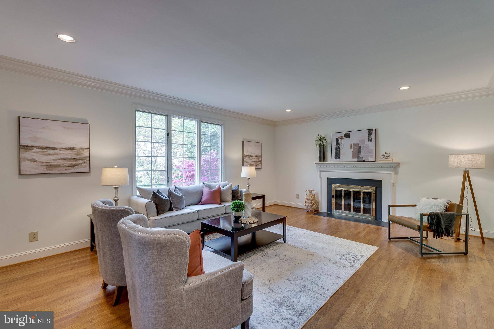 Bethesda, MD 20814,8103 MAPLE RIDGE RD
