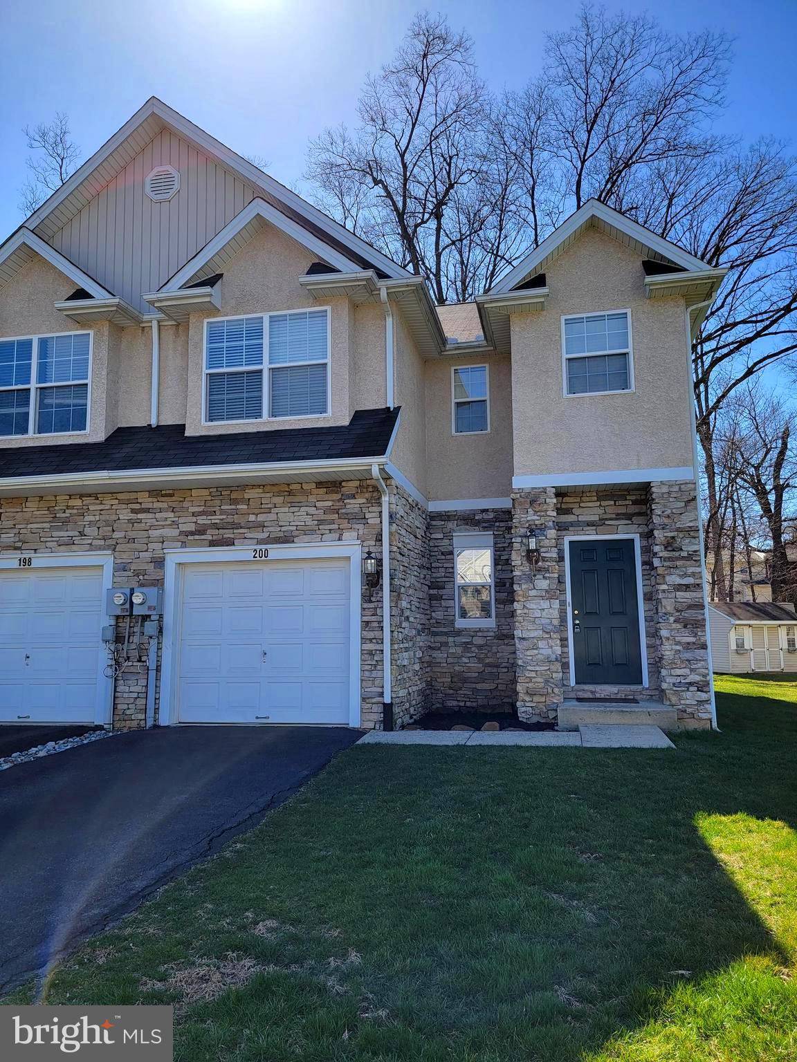 Alburtis, PA 18011,200 MAPLE CT