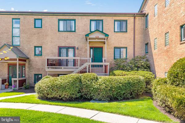 5704 HIGHLAND CT #5704, Wilmington, DE 19802