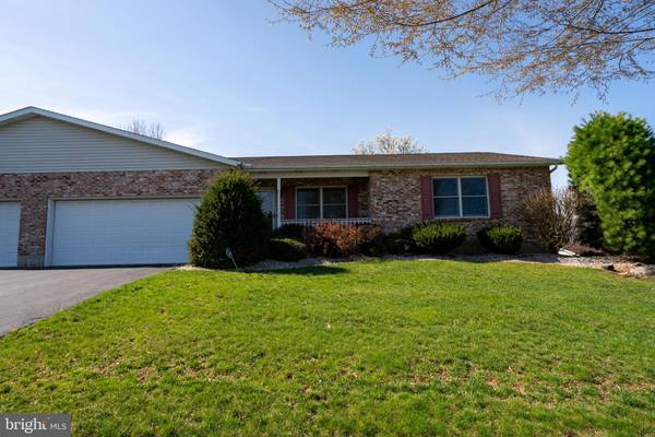 4031 MINK RD, Emmaus, PA 18049