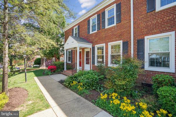 4640 30TH RD S, Arlington, VA 22206