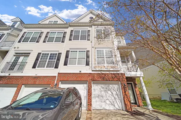 Woodbridge, VA 22191,13810 BREEZY RIDGE WAY #18