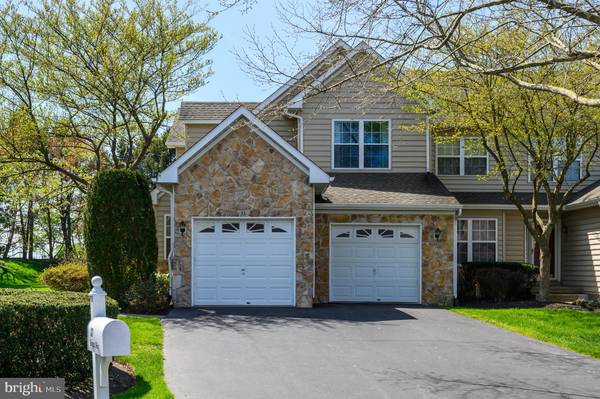 33 HOGAN WAY, Moorestown, NJ 08057