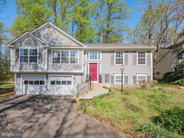 8 ACACIA CT, Fredericksburg, VA 22405