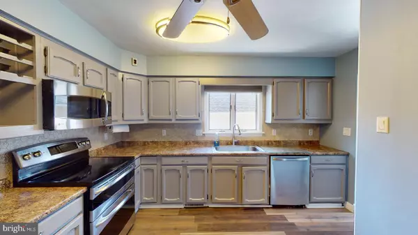 14 N BRENTWOOD AVE Pitman, NJ 08071