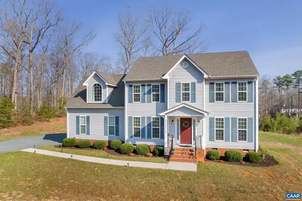 5 CARRIAGE HILL RD, Palmyra, VA 22963