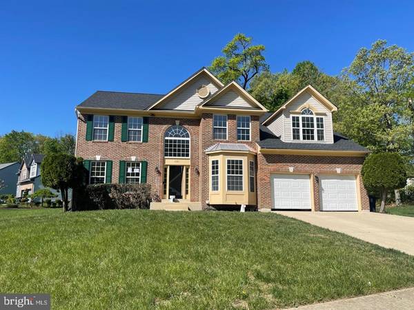 8105 HUNTER DR, Clinton, MD 20735