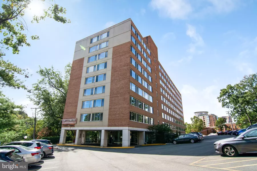 1210 N TAFT ST #104, Arlington, VA 22201