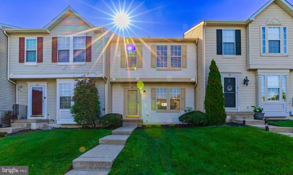 90 PEBBLE LN, Blackwood, NJ 08012