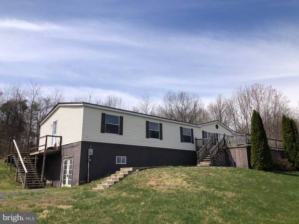 25 COY LN, Mc Veytown, PA 17051