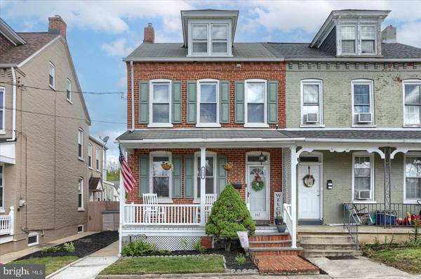 849 SPRUCE ST, Columbia, PA 17512