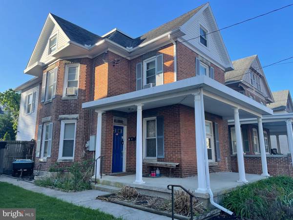 215 S POTOMAC STREET, Waynesboro, PA 17268