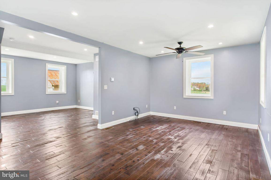 Abbottstown, PA 17301,86 ROLLING LN