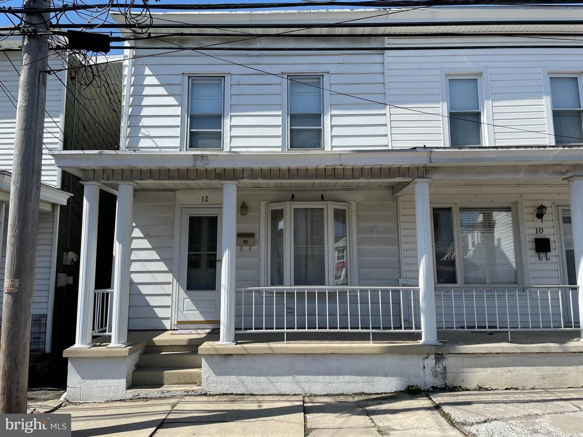 Saint Clair, PA 17970,12 S NICHOLAS ST