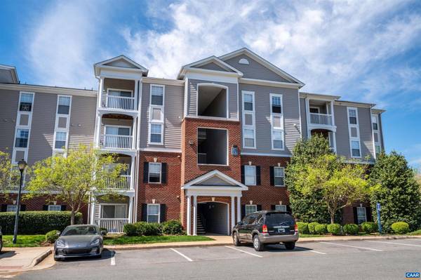 190 YELLOWSTONE DR #104, Charlottesville, VA 22903