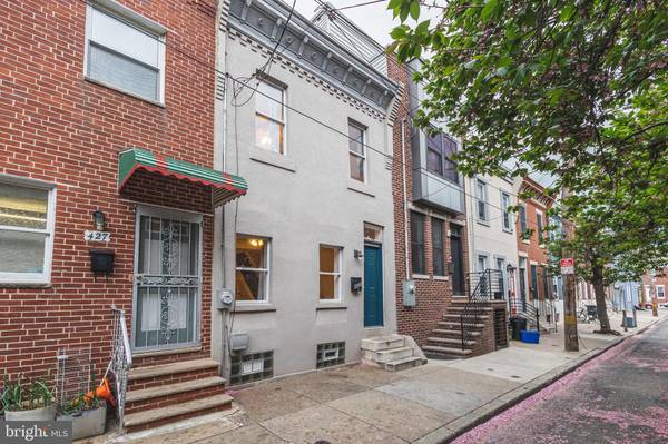 425 DUDLEY ST, Philadelphia, PA 19148