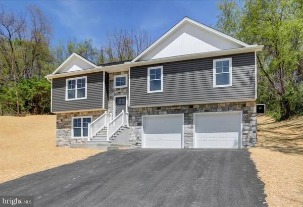 Waynesboro, PA 17268,157 DOUGLAS SPRING CT