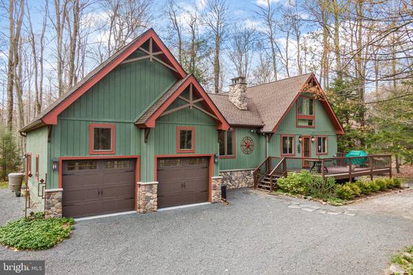 1135 GREENHILL RD, Pocono Pines, PA 18350