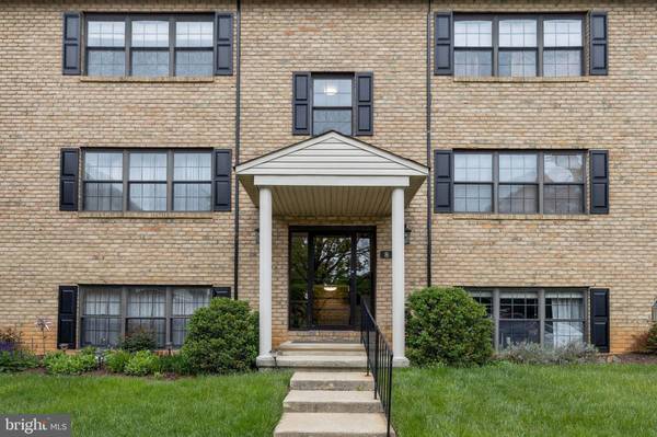 8 CHOATE CT #8D, Towson, MD 21204