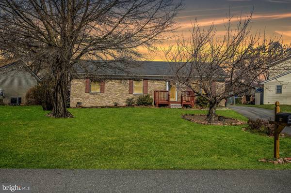 107 GOLDEN POND CIR, Stephens City, VA 22655