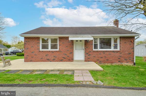 840 N SAINT LUCAS ST, Allentown, PA 18104