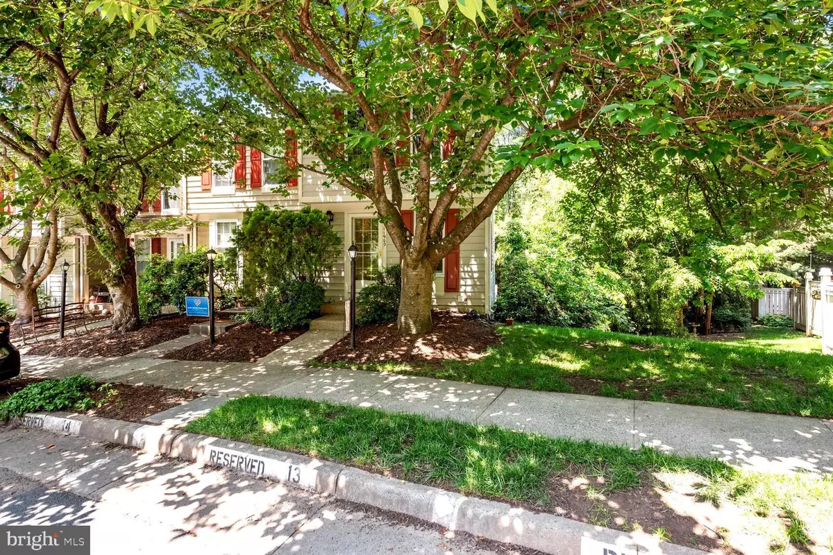 Reston, VA 20194,11900 FIELDTHORN CT