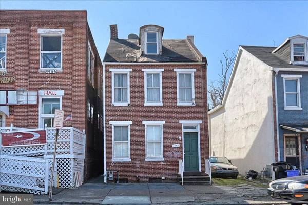 1345 HOWARD ST, Harrisburg, PA 17104