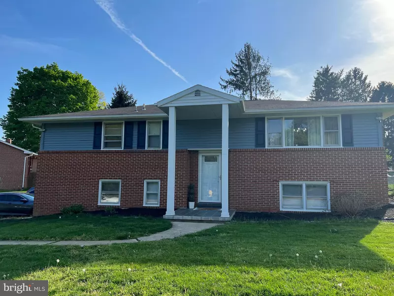 3370 APPLEFORD WAY, York, PA 17402