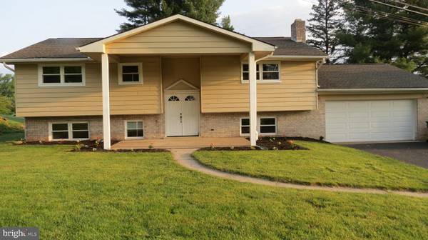 1309 JILL DR, Hummelstown, PA 17036