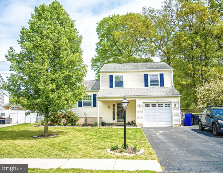 14 GLEZMAN DR, Newark, DE 19702