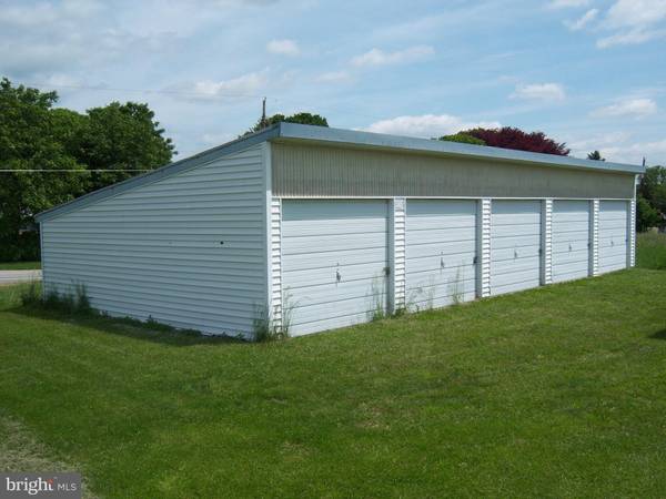 5056 E BERLIN RD #STORAGE UNIT E, East Berlin, PA 17316