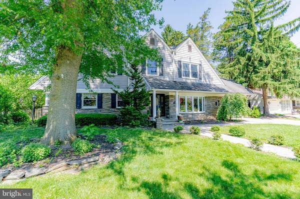 611 CRYSTAL LAKE, Haddonfield, NJ 08033