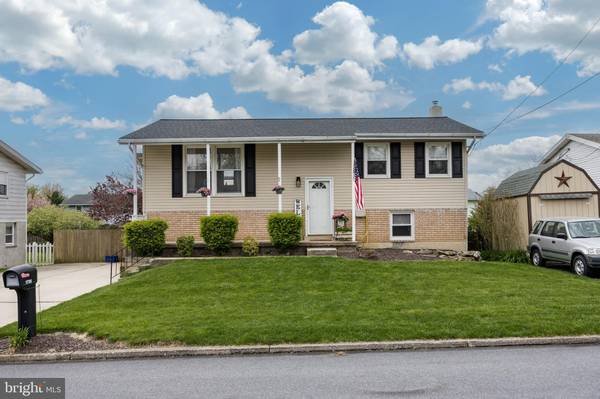 1726 PAXFORD RD, Allentown, PA 18103