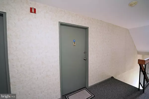 East Windsor, NJ 08512,1424 COUNTRY MILL DR