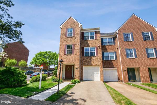 2134 DOMINION HEIGHTS CT, Falls Church, VA 22043