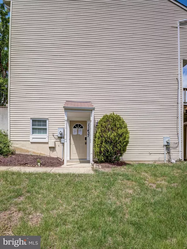 Upper Marlboro, MD 20772,11437 HONEYSUCKLE CT #4-1