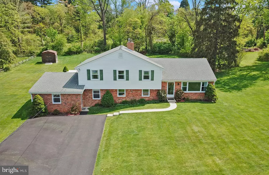 32 CARRIAGE DR, Media, PA 19063