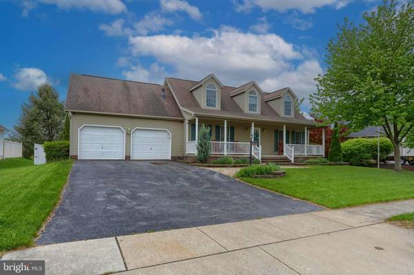 352 OLD FARM RD, Palmyra, PA 17078