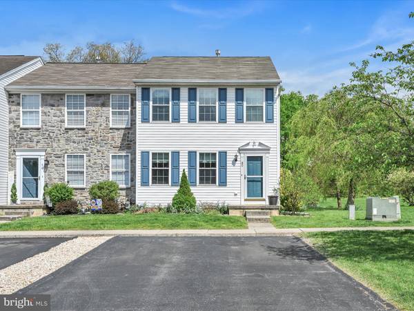 80 CHARLES CIR, York, PA 17406