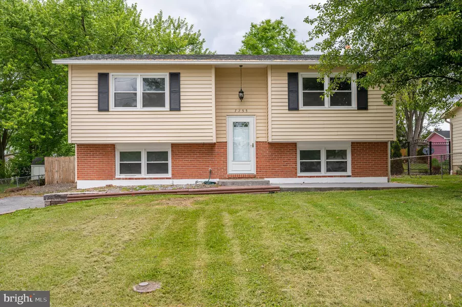 7755 PLEASANT VIEW AVE, Middletown, VA 22645