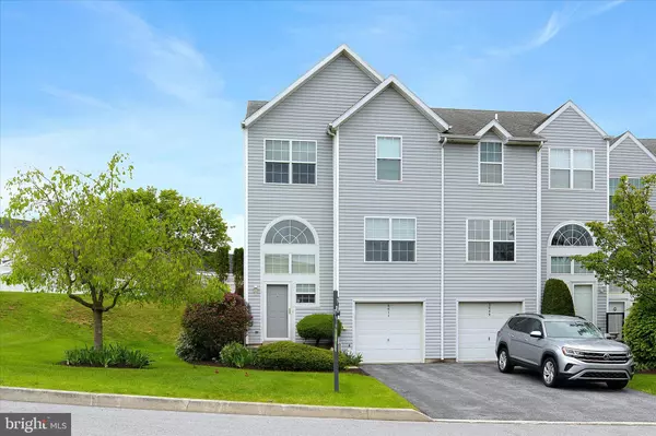 6611 SPRINGFORD TER, Harrisburg, PA 17111